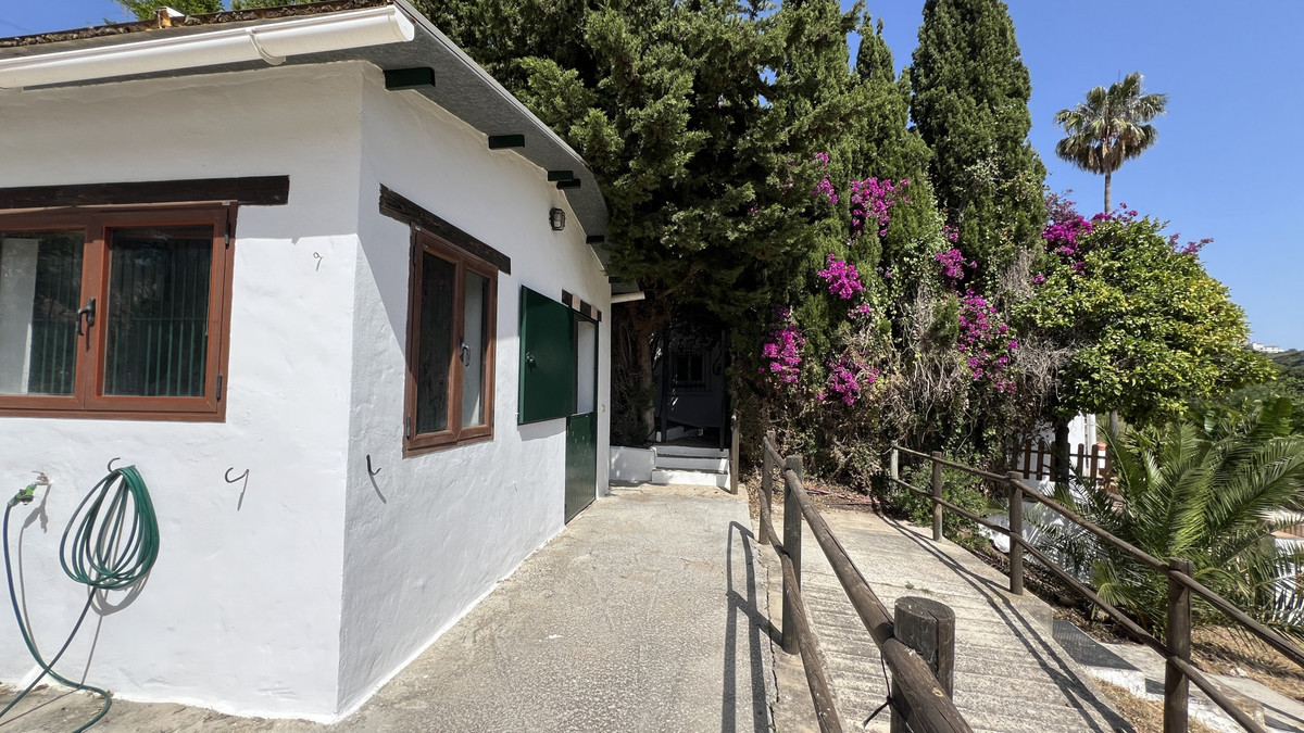 Property main view 44