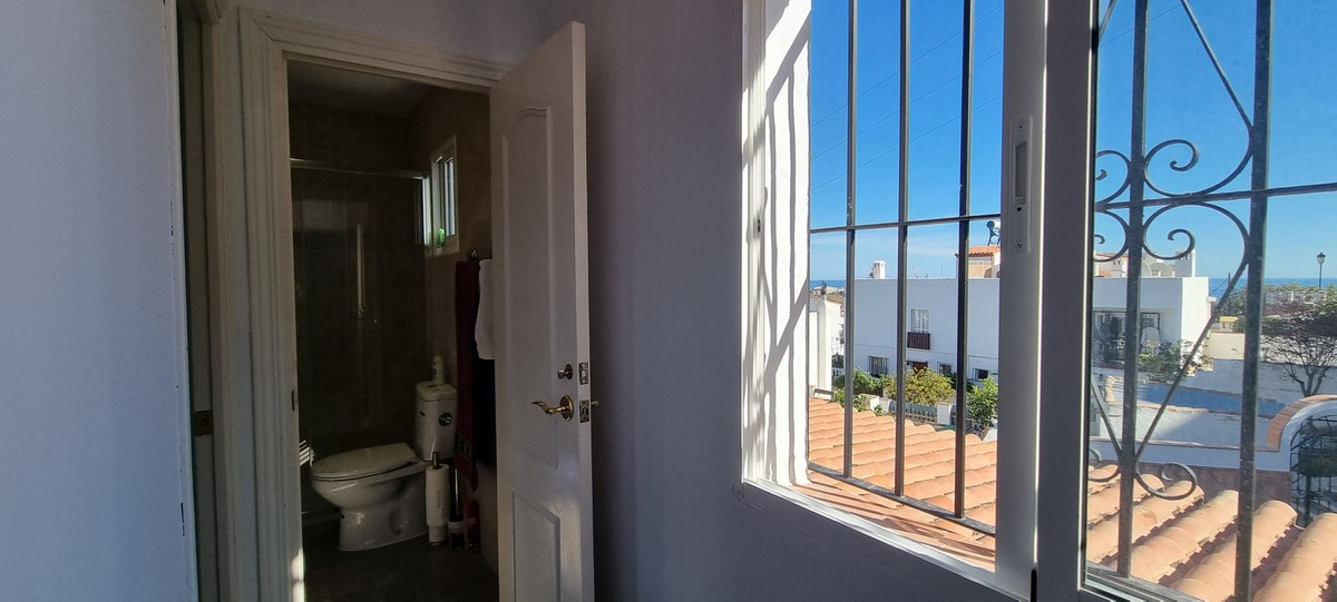 Huis te koop in Manilva | 3 slaapkamers H4958047