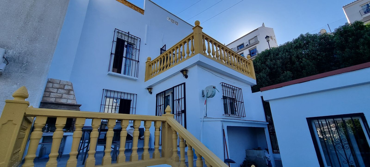 Huis te koop in Manilva | 3 slaapkamers H4958047