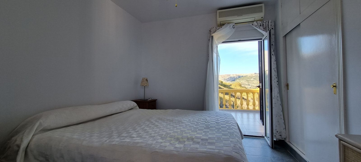 Huis te koop in Manilva | 3 slaapkamers H4958047