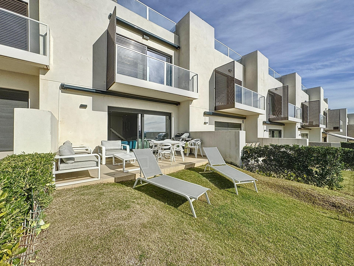Huis te koop in Manilva | 4 slaapkamers H5027182
