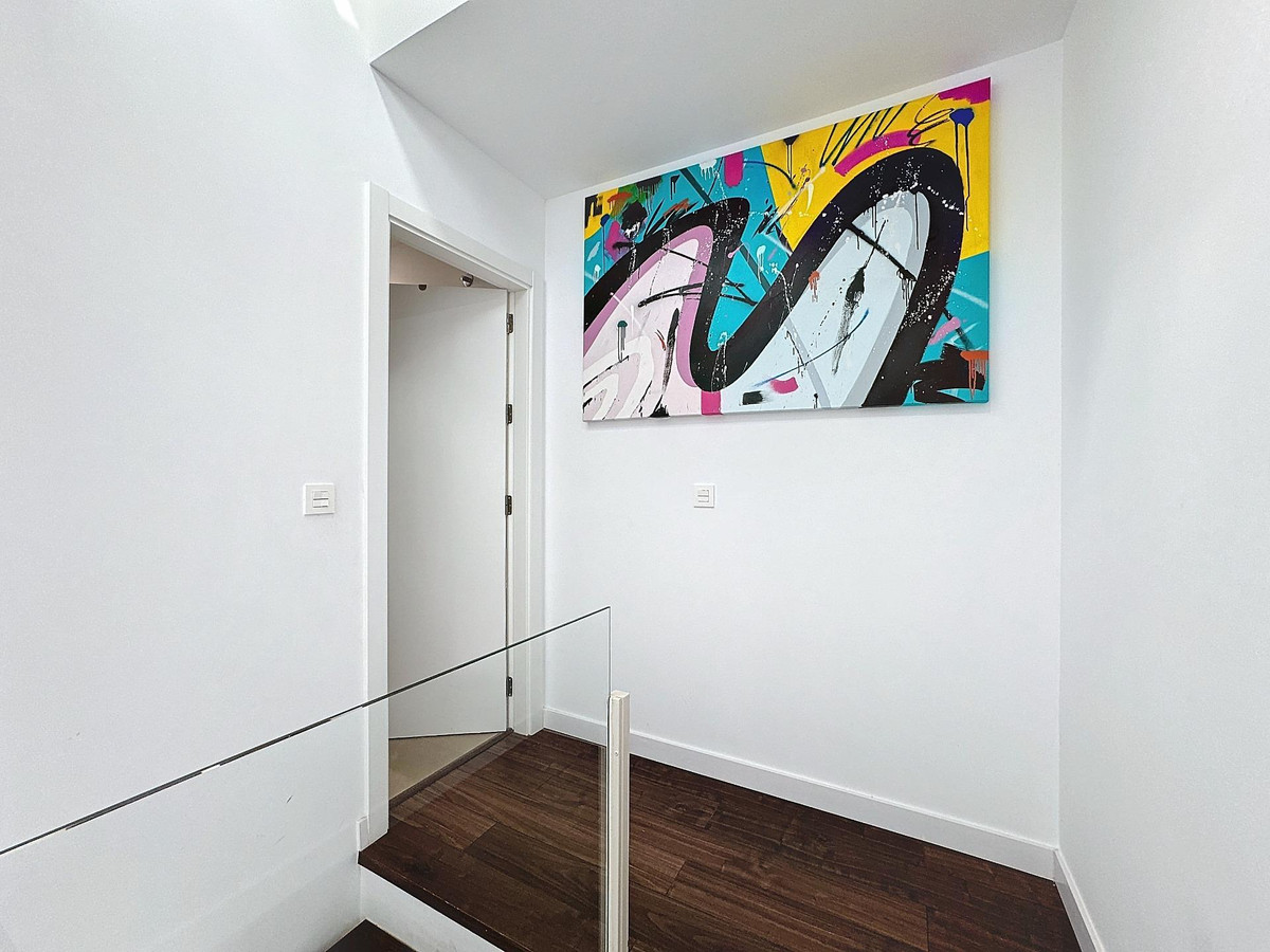 Huis te koop in Manilva | 4 slaapkamers H5027182