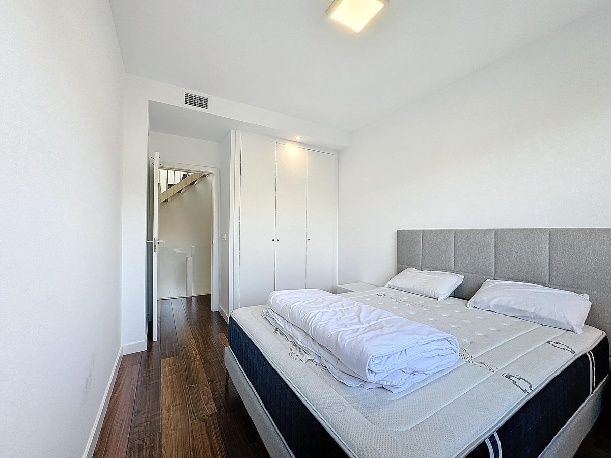 Huis te koop in Manilva | 4 slaapkamers H5027182