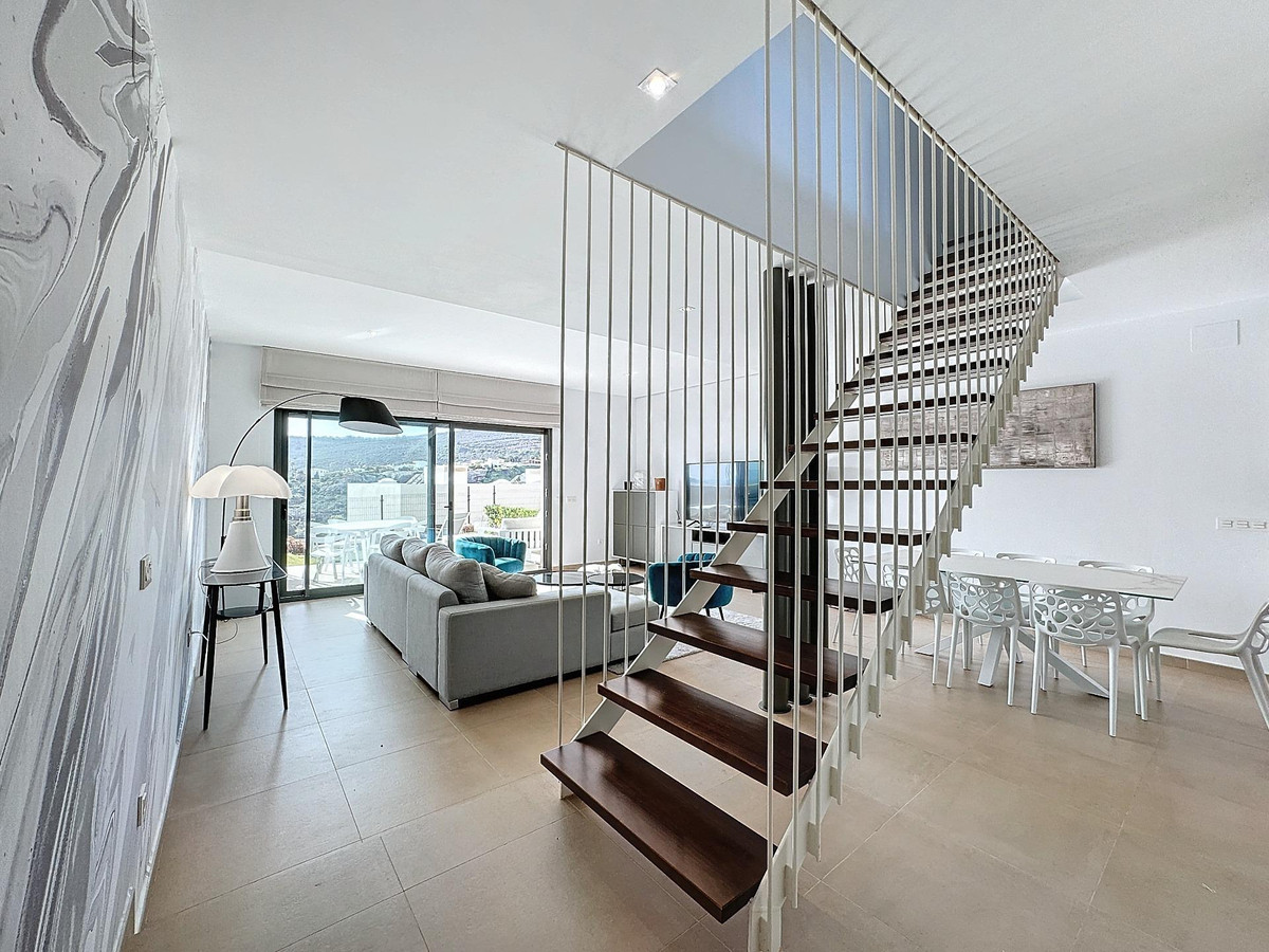 Huis te koop in Manilva | 4 slaapkamers H5027182