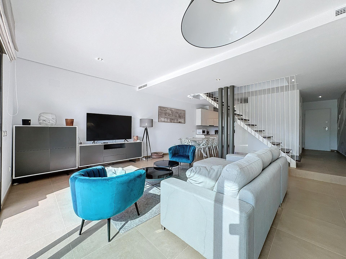Huis te koop in Manilva | 4 slaapkamers H5027182