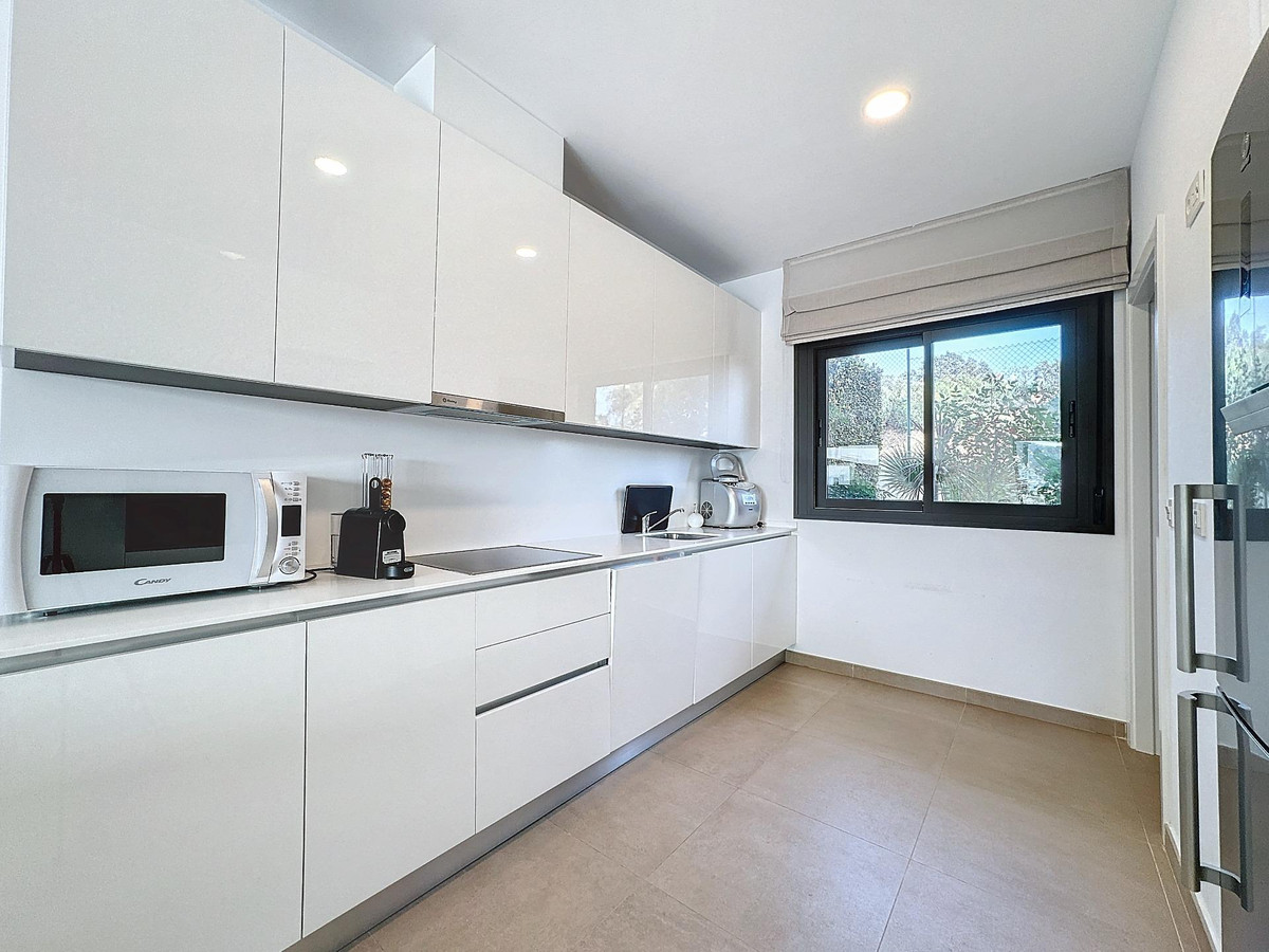 Huis te koop in Manilva | 4 slaapkamers H5027182
