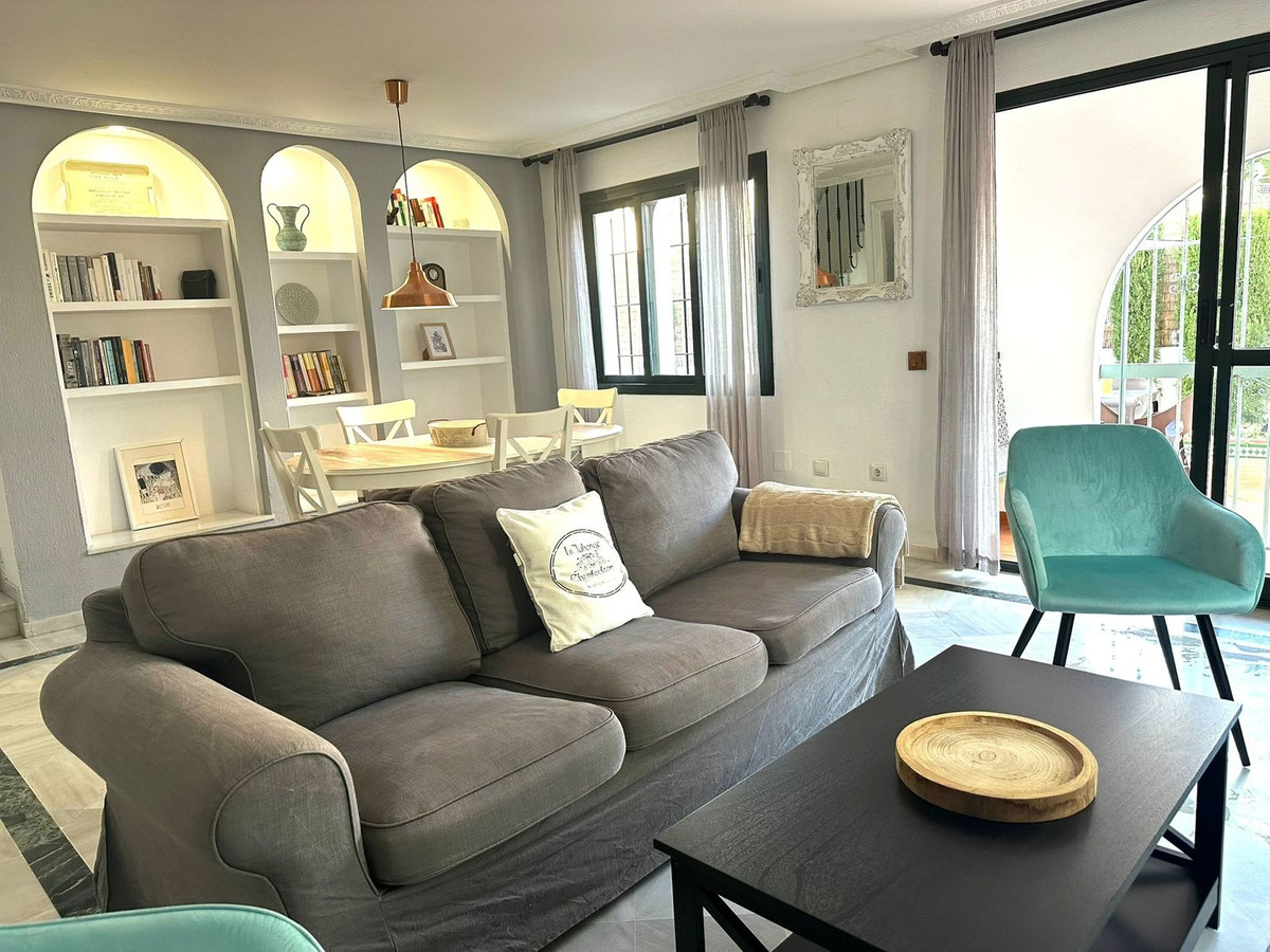 Huis te koop in Manilva | 4 slaapkamers H5057782