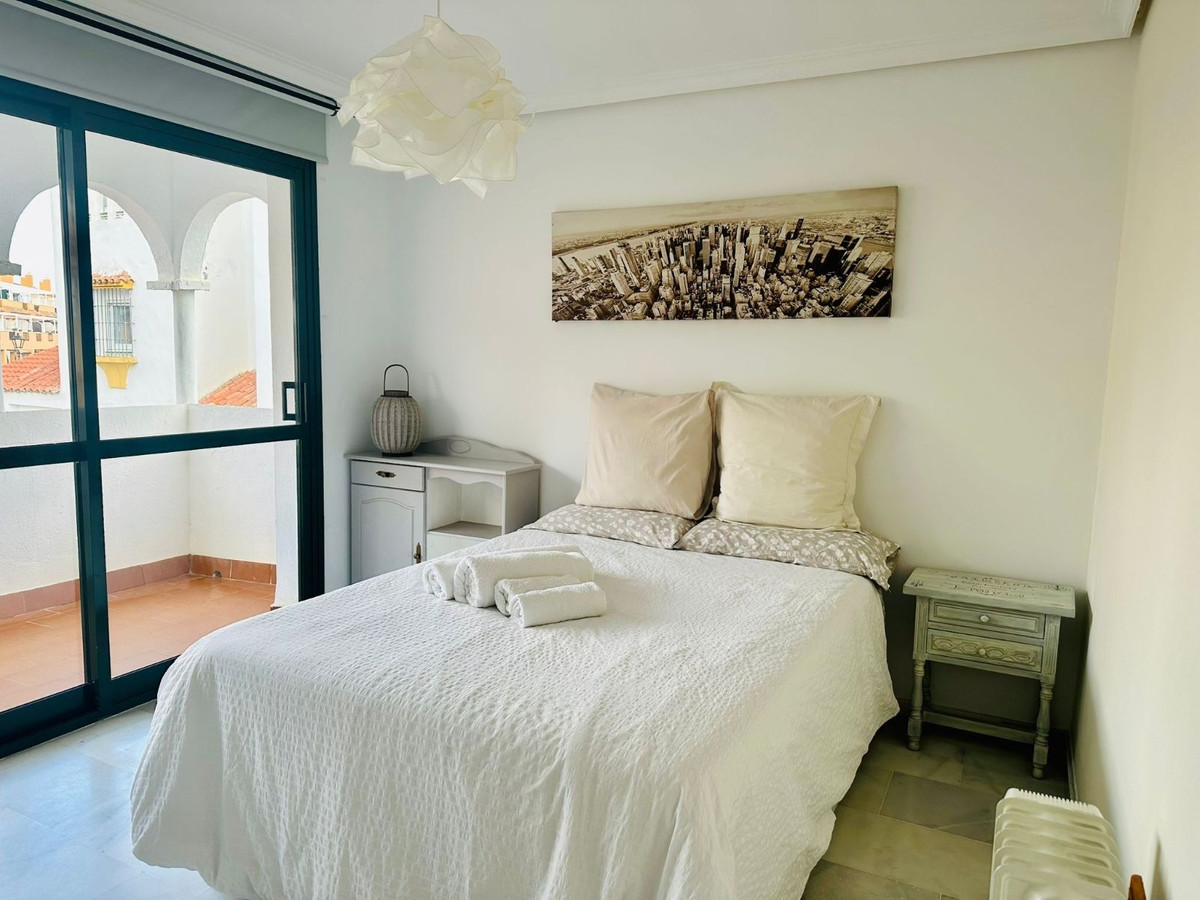 Huis te koop in Manilva | 4 slaapkamers H5057782