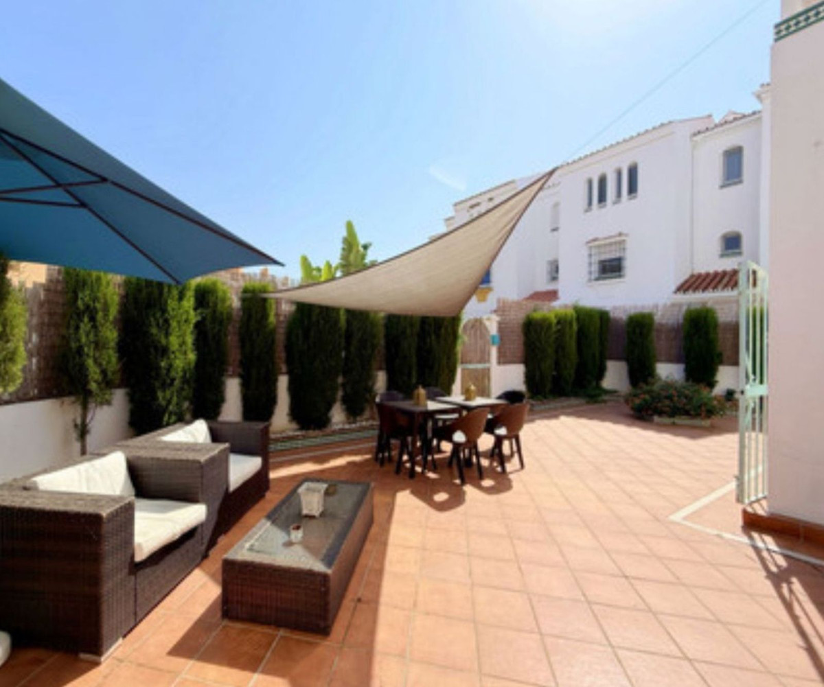 Huis te koop in Manilva | 4 slaapkamers H5057782