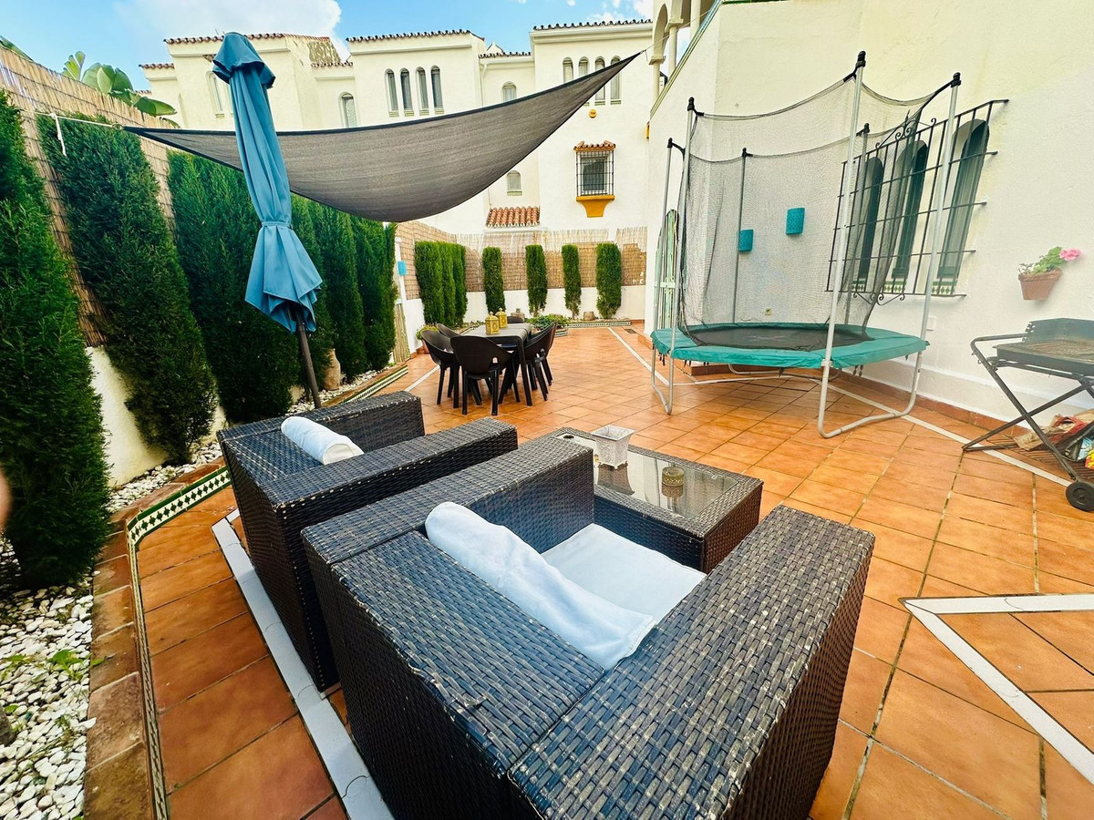 Huis te koop in Manilva | 4 slaapkamers H5057782