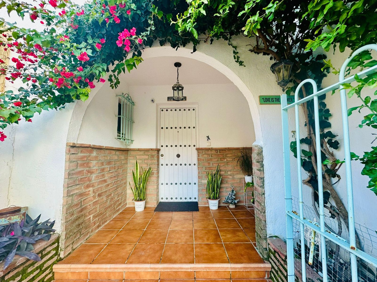 Huis te koop in Manilva | 4 slaapkamers H5057782