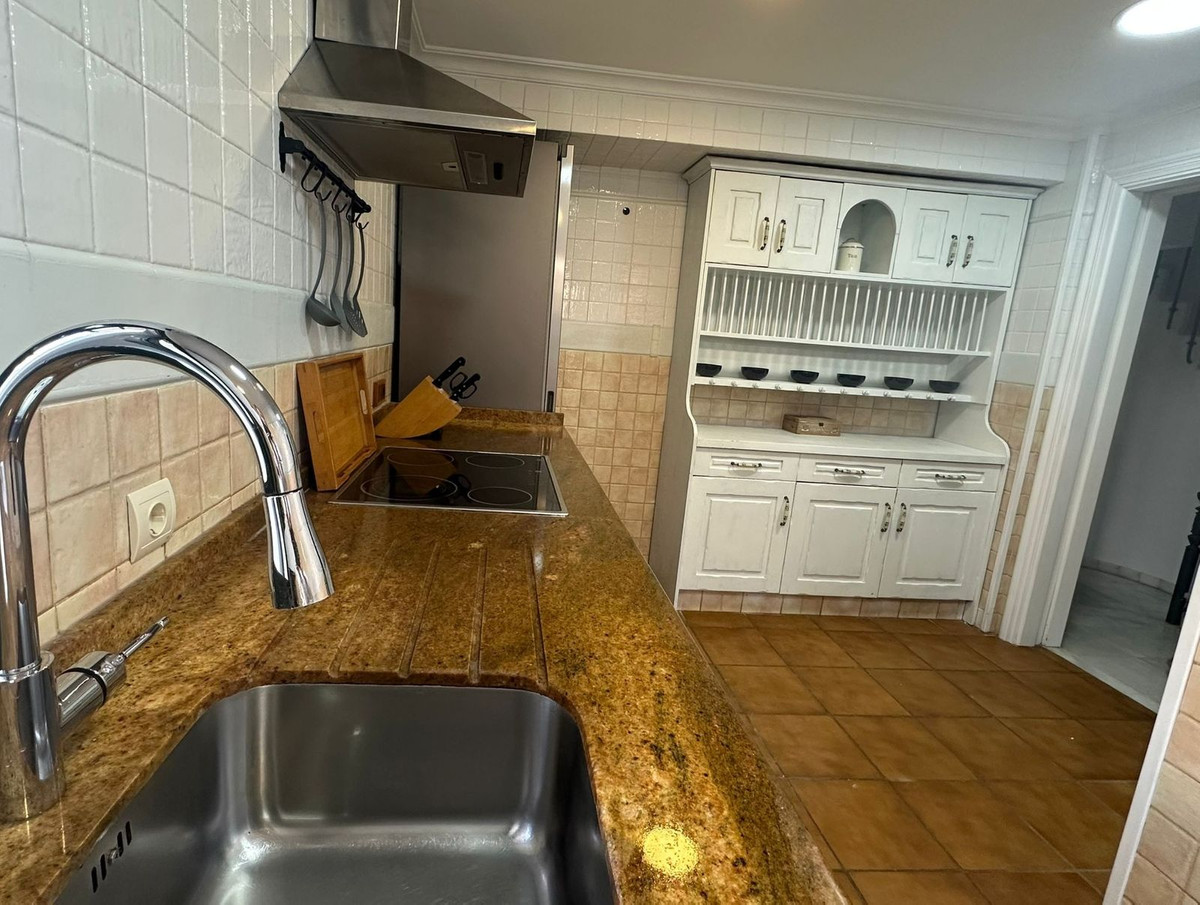 Huis te koop in Manilva | 4 slaapkamers H5057782