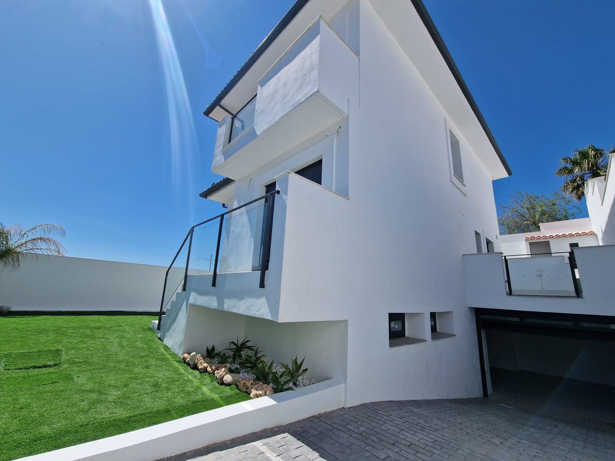 Huis te koop in Manilva | 3 slaapkamers H5104036