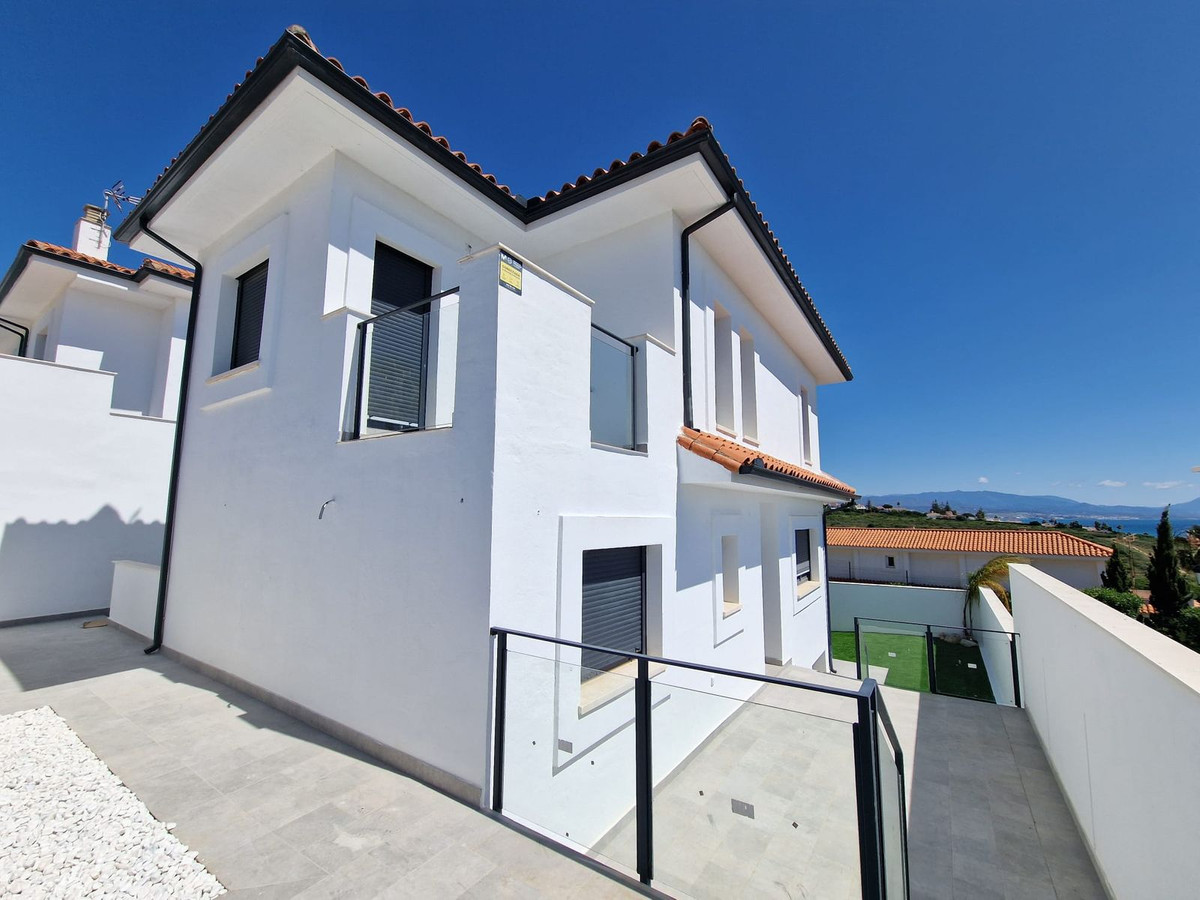 Huis te koop in Manilva | 3 slaapkamers H5104036
