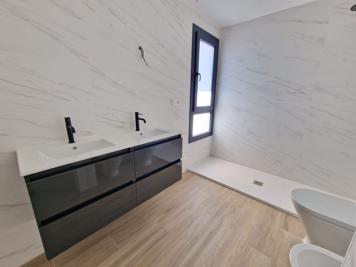 Huis te koop in Manilva | 3 slaapkamers H5104036