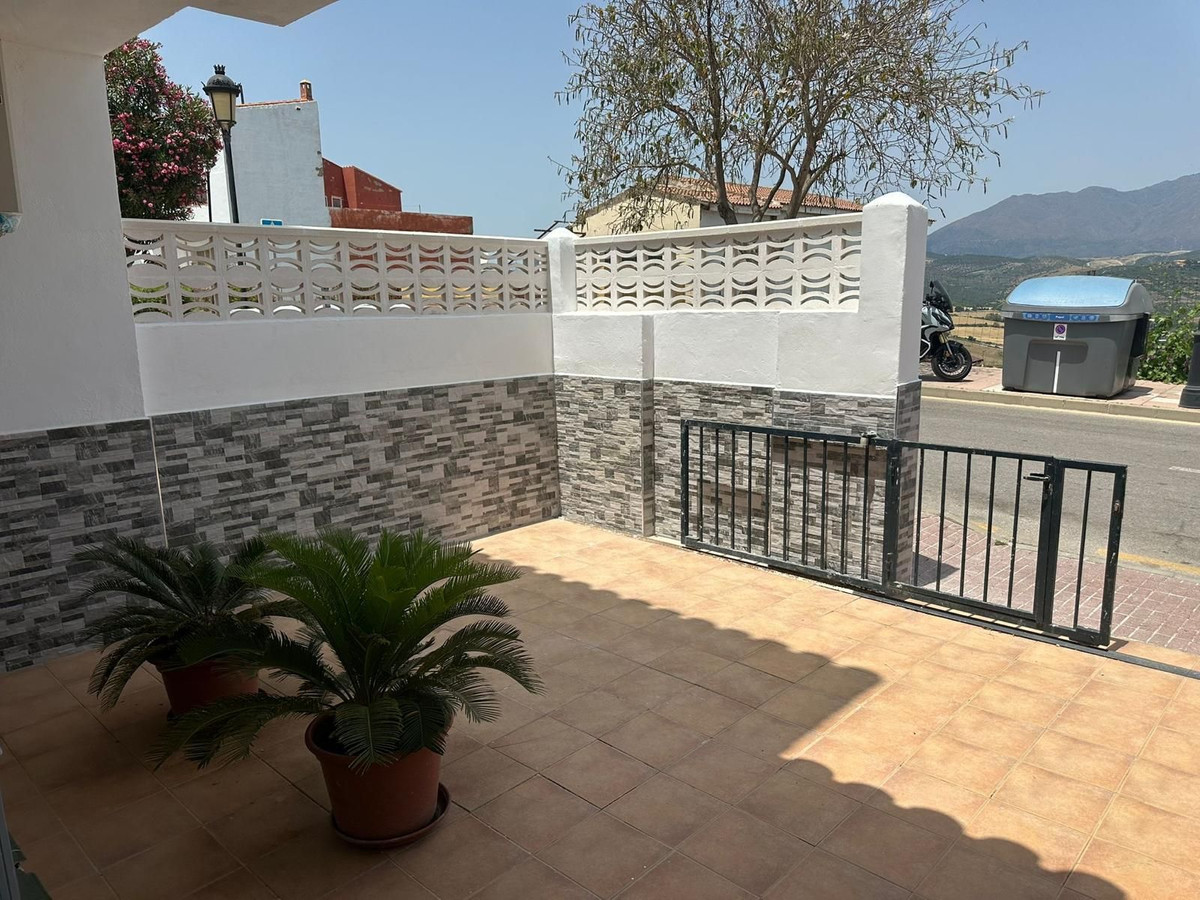 Huis te koop in Manilva | 4 slaapkamers H5108503