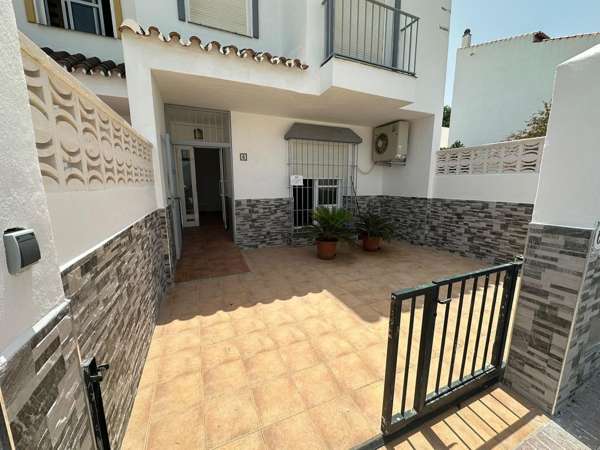 Huis te koop in Manilva | 4 slaapkamers H5108503