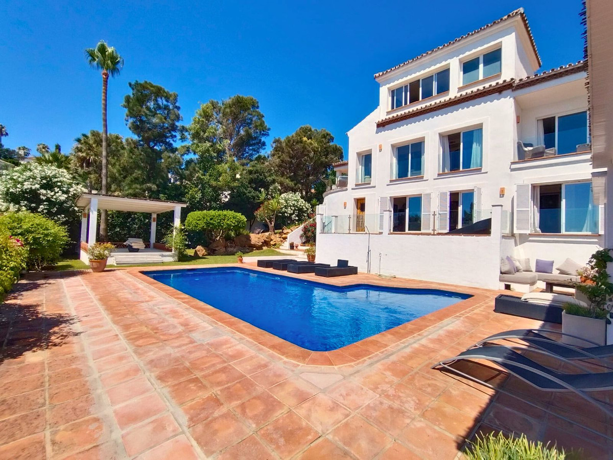 Huis te koop in Manilva | 5 slaapkamers H5109319