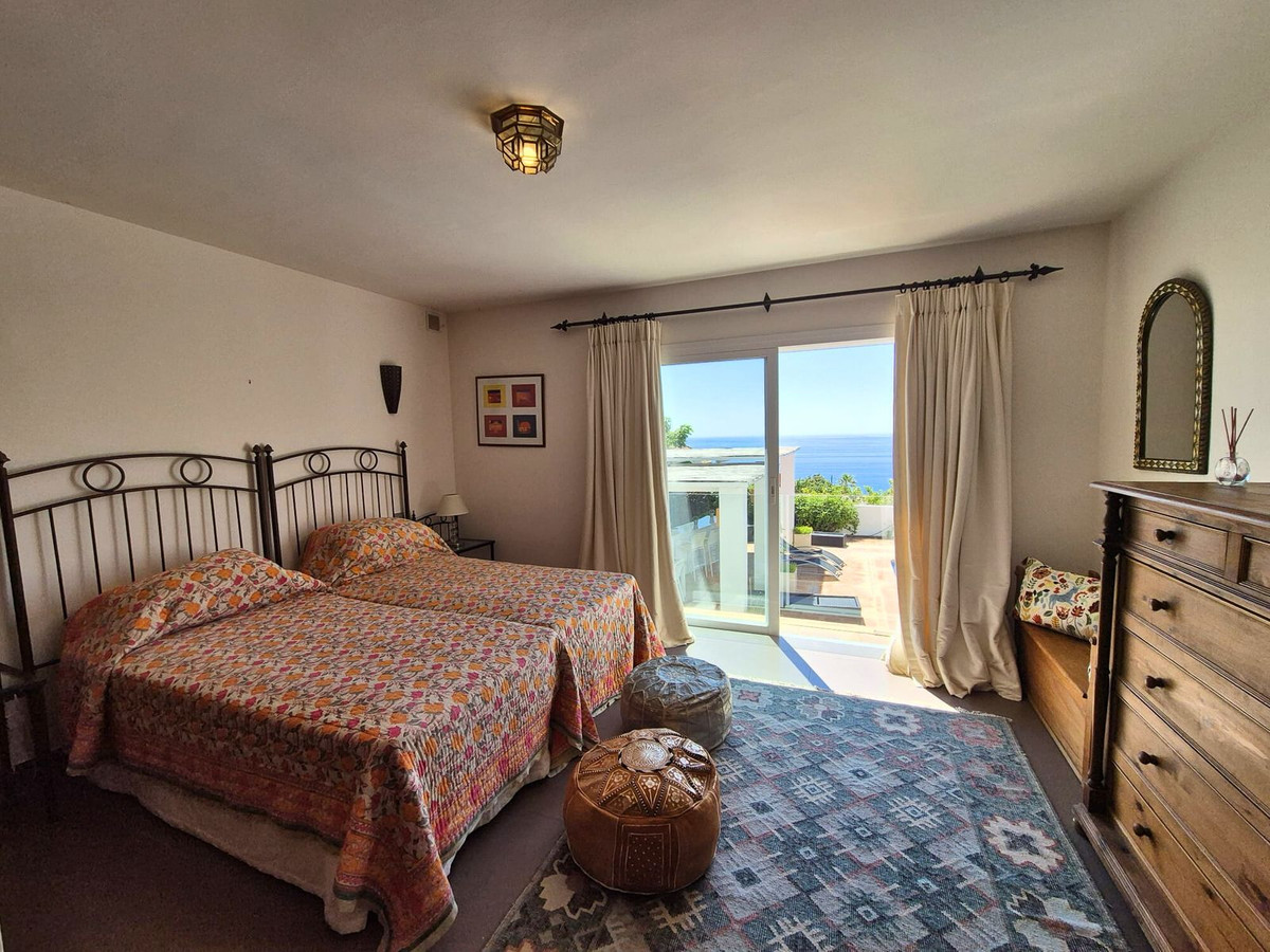 Huis te koop in Manilva | 5 slaapkamers H5109319