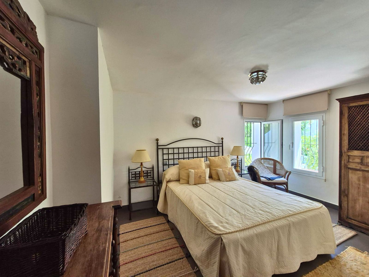 Huis te koop in Manilva | 5 slaapkamers H5109319