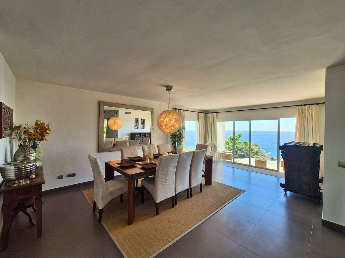 Huis te koop in Manilva | 5 slaapkamers H5109319