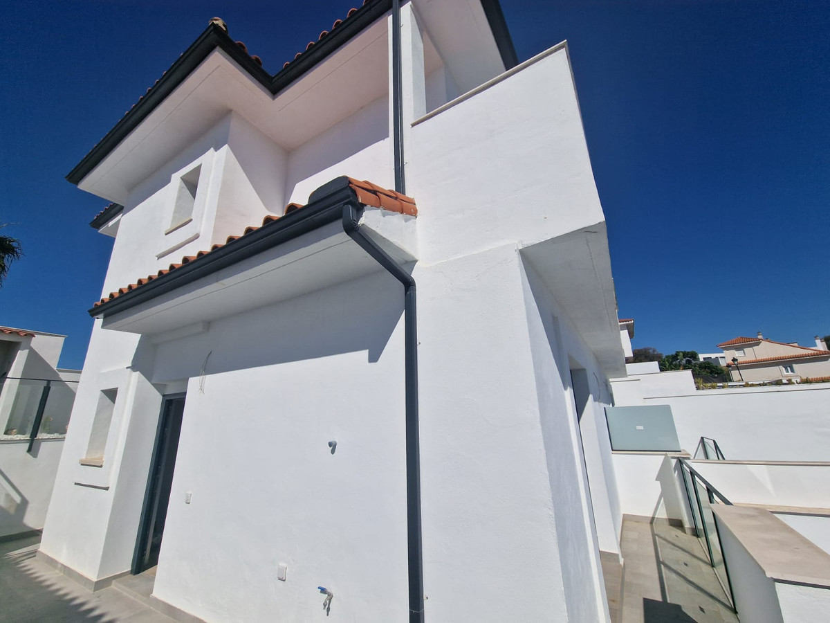 Huis te koop in Manilva | 2 - 3 slaapkamers H5110435