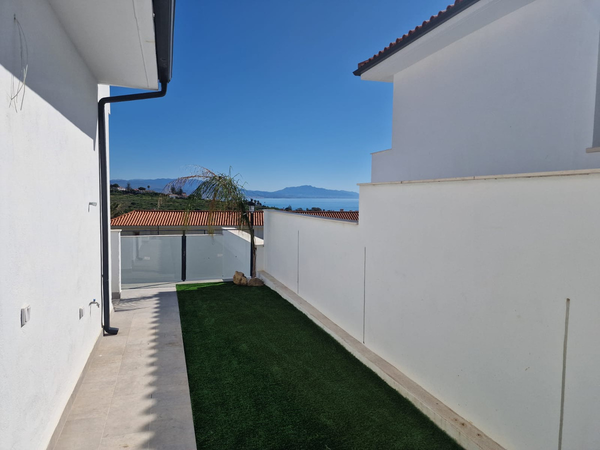 Huis te koop in Manilva | 2 - 3 slaapkamers H5110435