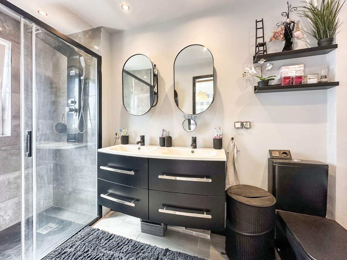 Huis te koop in Manilva | 3 slaapkamers H5116993