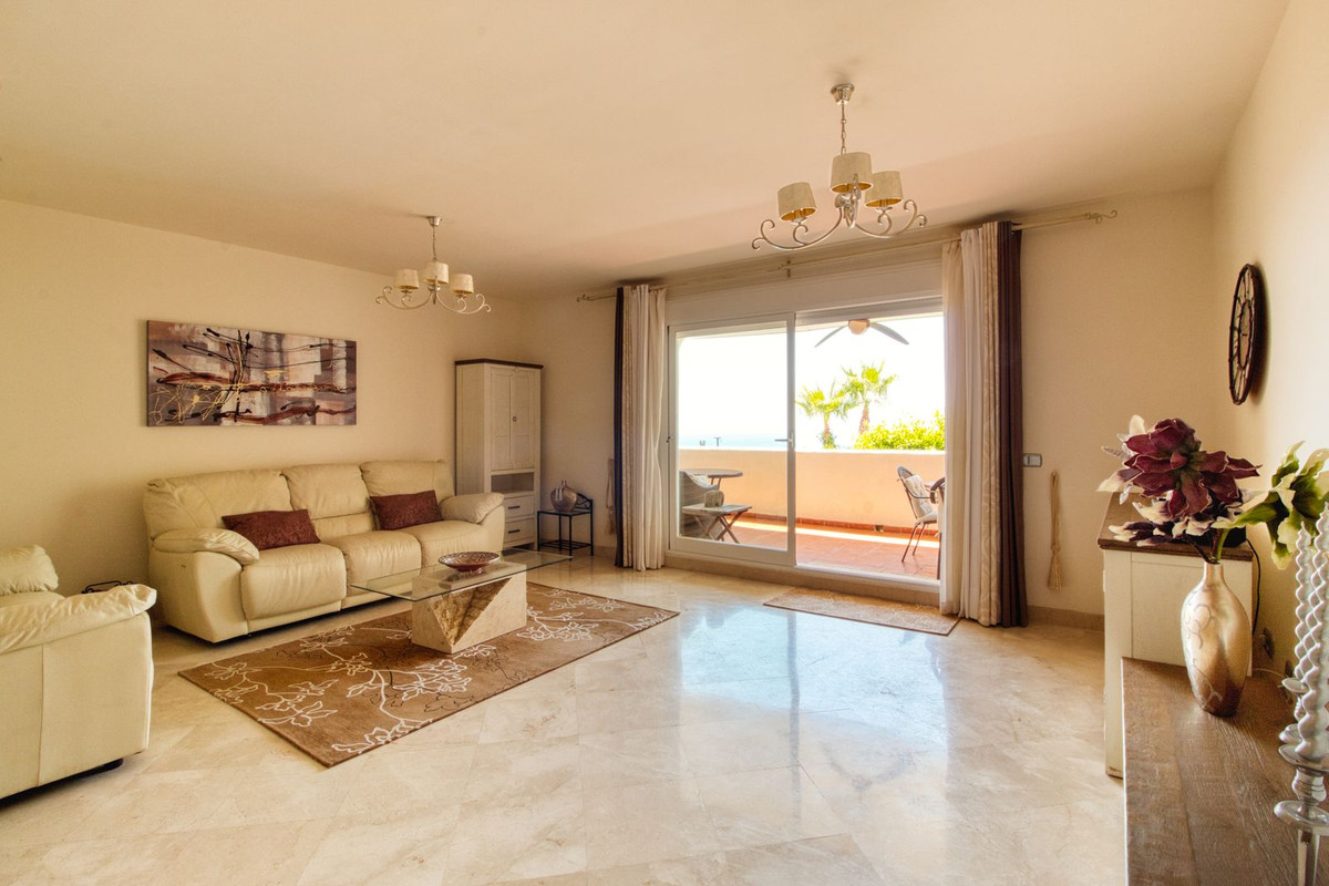 Appartement te koop in Manilva | 4 slaapkamers H5134963