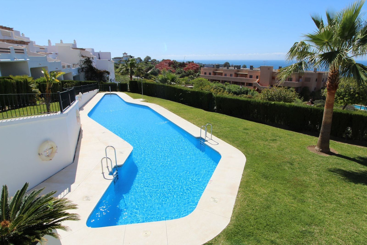 Appartement te koop in Manilva | 4 slaapkamers H5134963