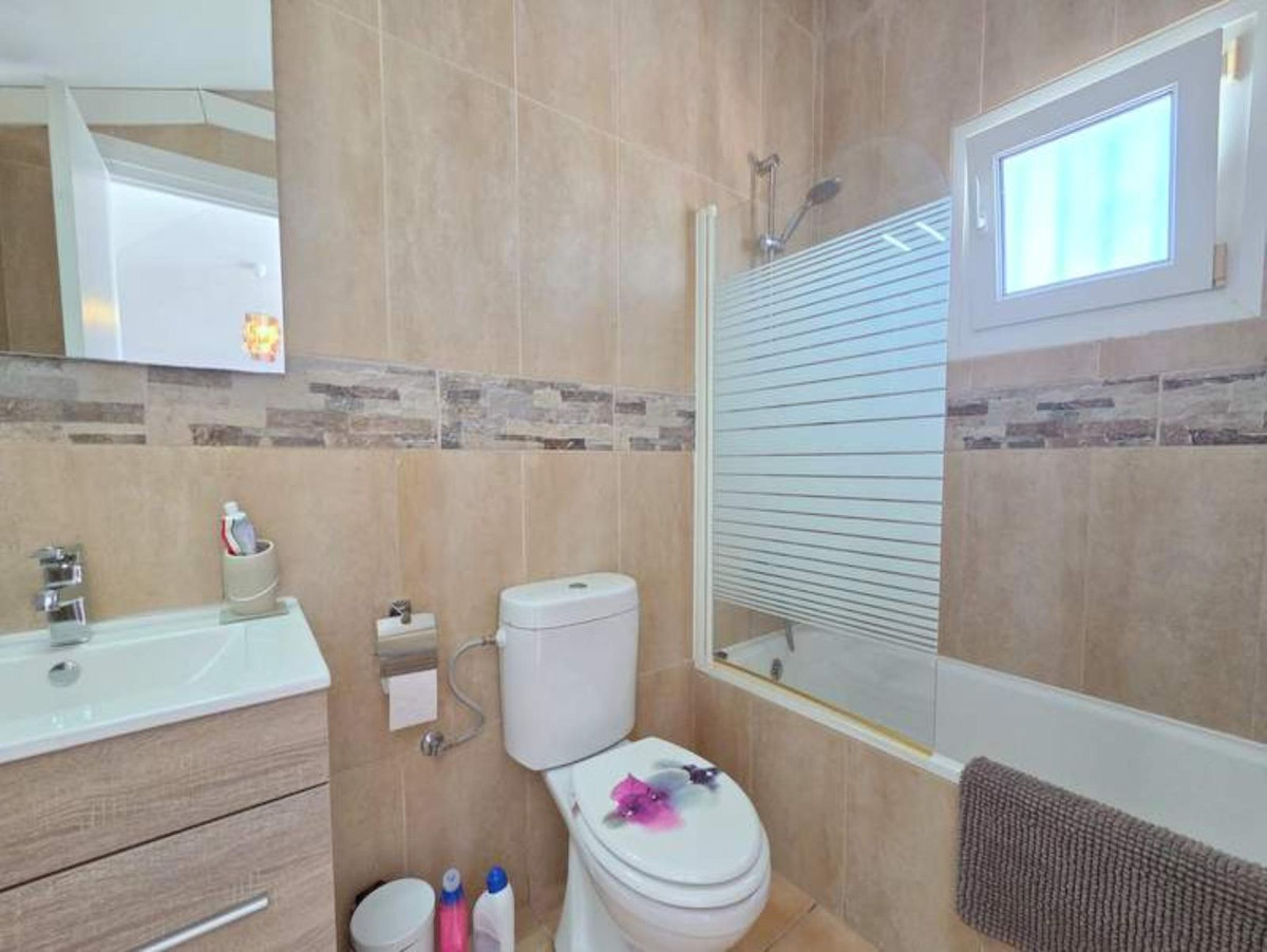 Huis te koop in Manilva | 5 slaapkamers H5135164