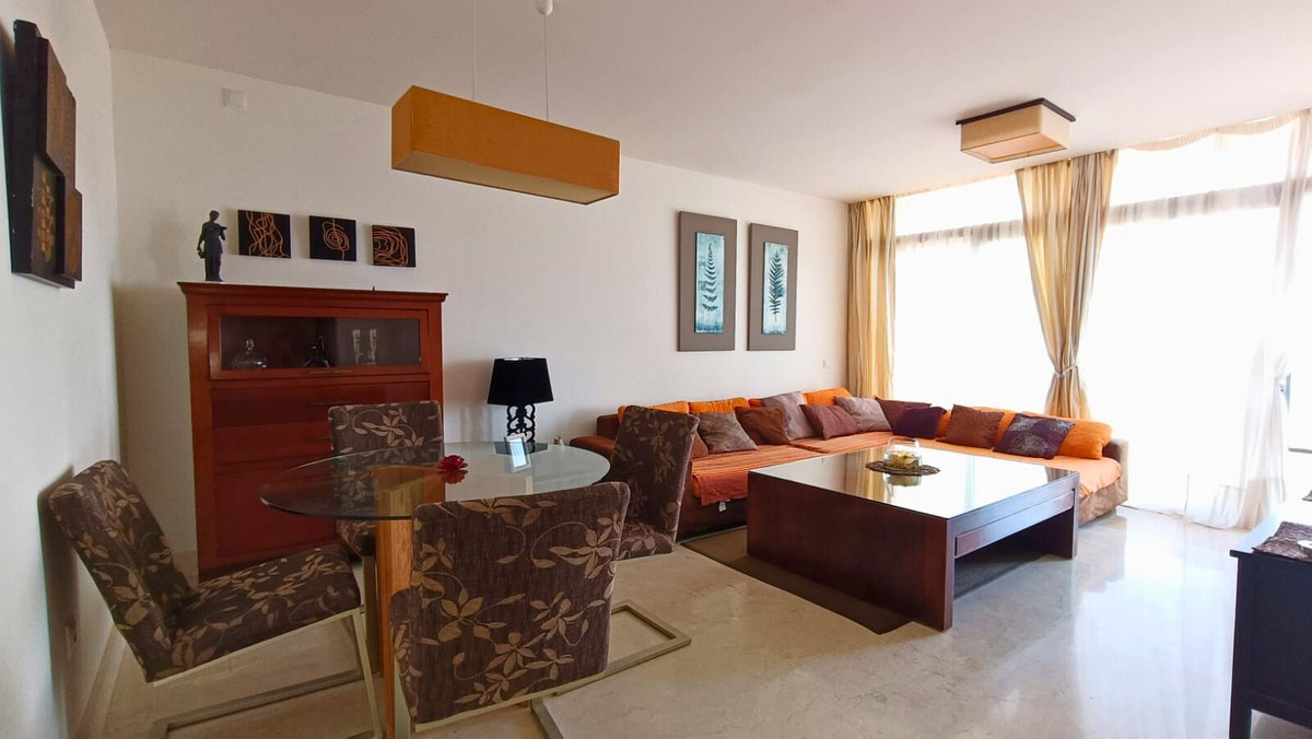 Penthouse te koop in Manilva | 2 slaapkamers H5141509