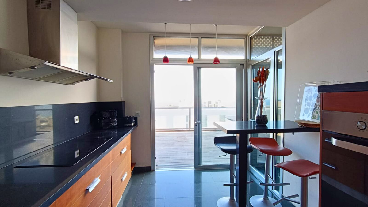 Penthouse te koop in Manilva | 2 slaapkamers H5141509