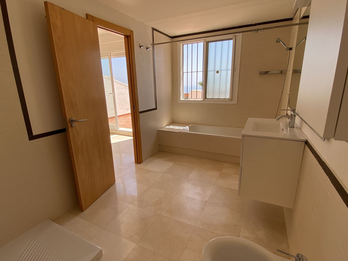 Huis te koop in Manilva | 3 slaapkamers H5141719