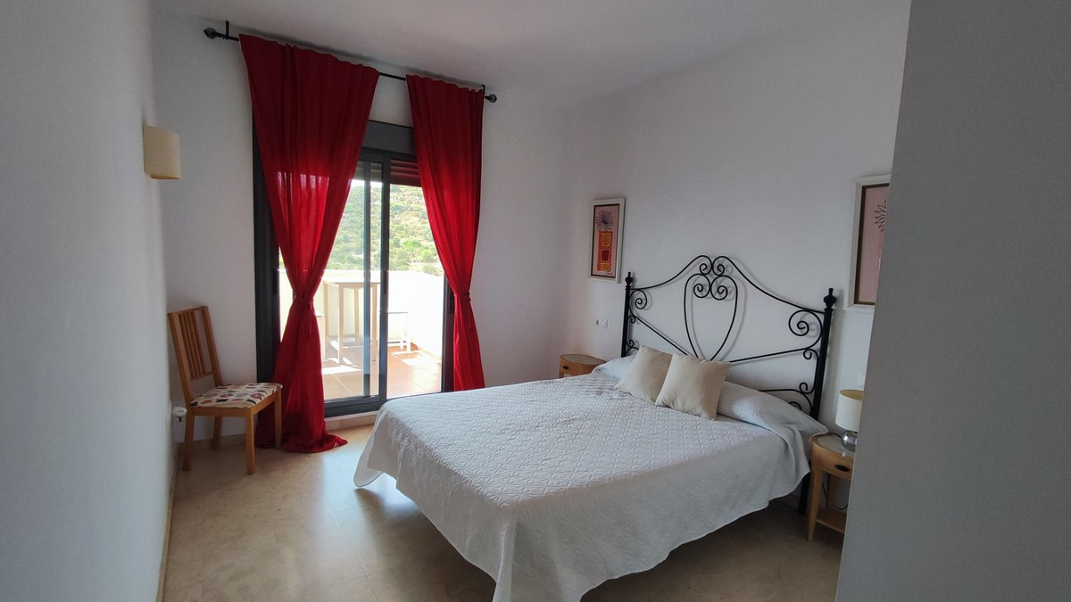 Appartement te koop in Manilva | 3 slaapkamers H5143219