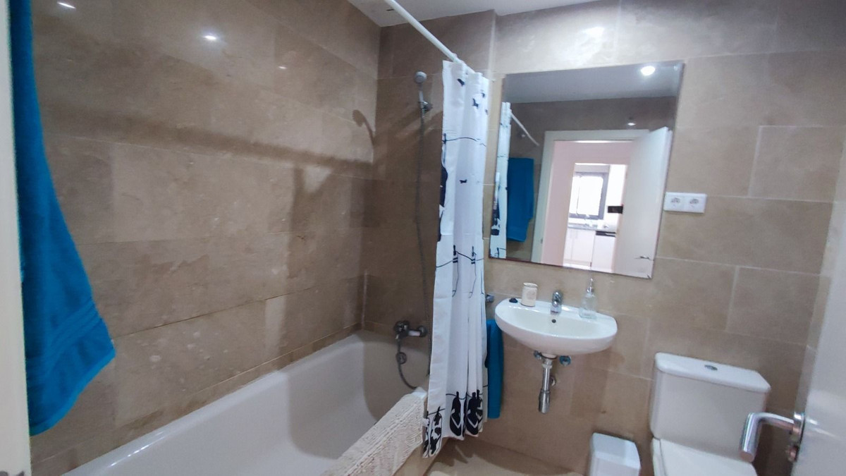 Appartement te koop in Manilva | 3 slaapkamers H5143219