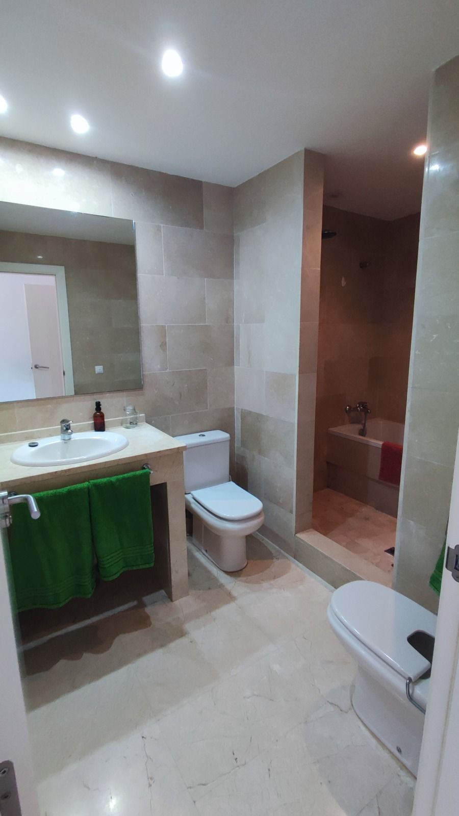 Appartement te koop in Manilva | 3 slaapkamers H5143219