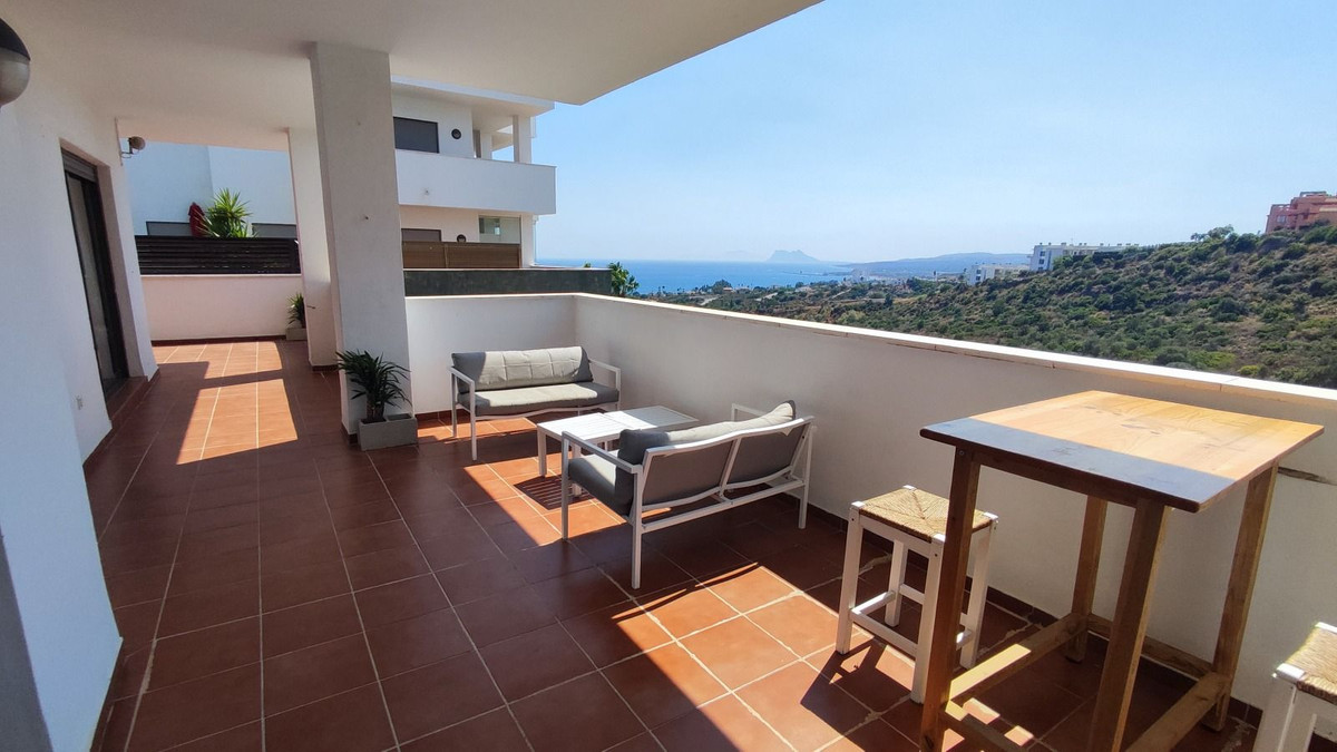 Appartement te koop in Manilva | 3 slaapkamers H5143219