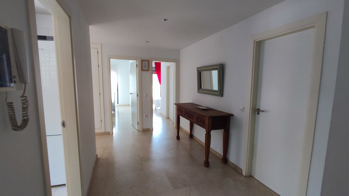 Appartement te koop in Manilva | 3 slaapkamers H5143219