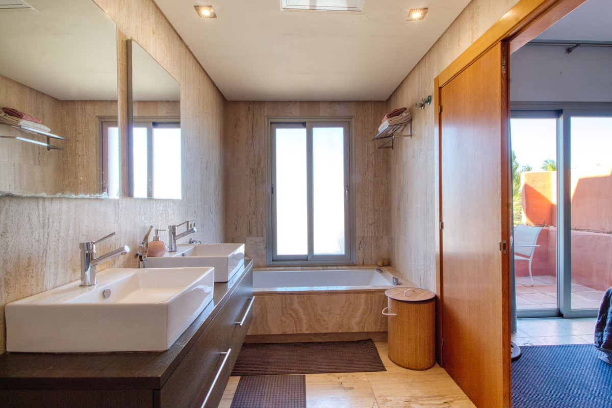Huis te koop in Manilva | 3 slaapkamers H5147173