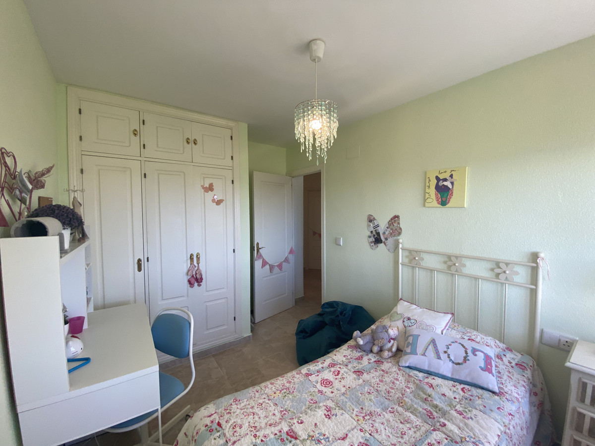 Huis te koop in Manilva | 4 slaapkamers H5148283