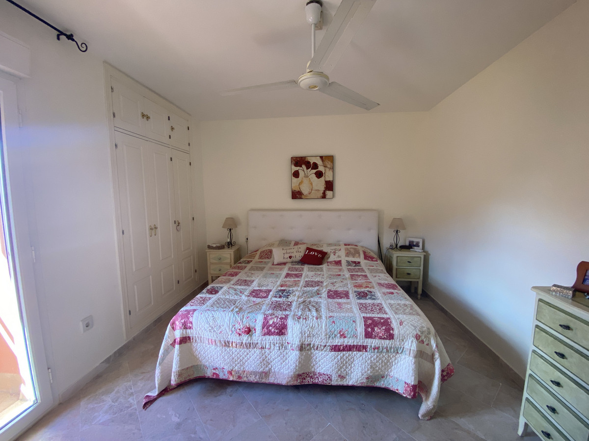 Huis te koop in Manilva | 4 slaapkamers H5148283