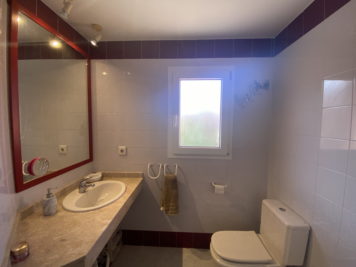 Huis te koop in Manilva | 4 slaapkamers H5148283