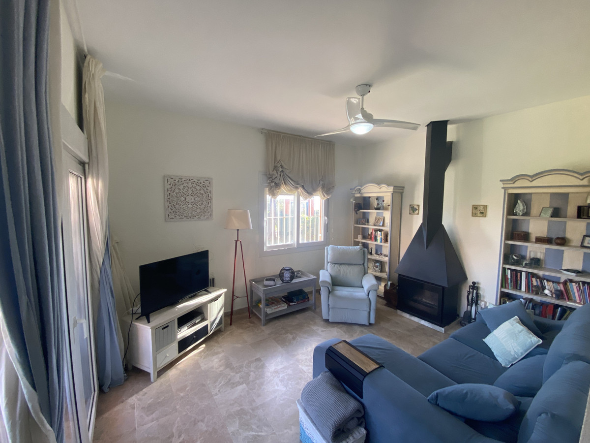 Huis te koop in Manilva | 4 slaapkamers H5148283