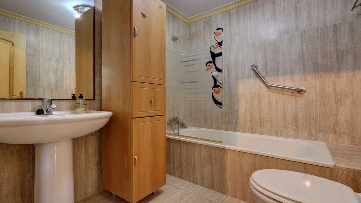 Huis te koop in Manilva | 4 slaapkamers H5152150