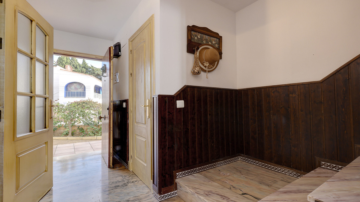 Huis te koop in Manilva | 4 slaapkamers H5152150