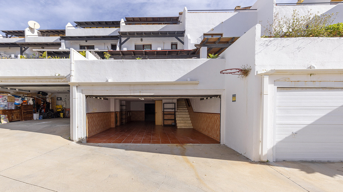 Huis te koop in Manilva | 4 slaapkamers H5152150