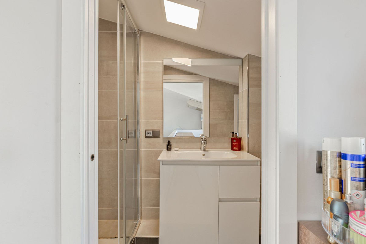 Property main view 33