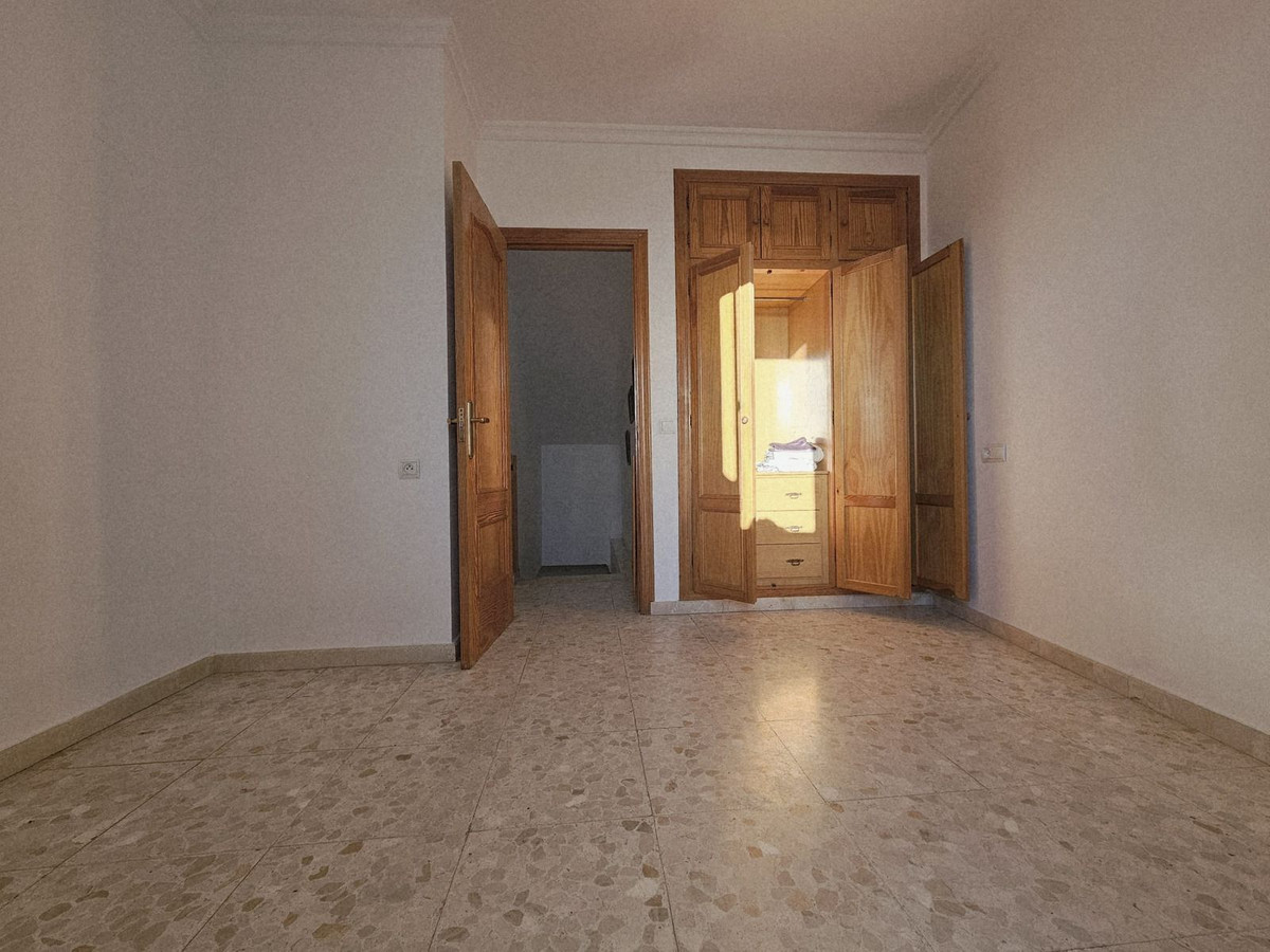 Property main view 30