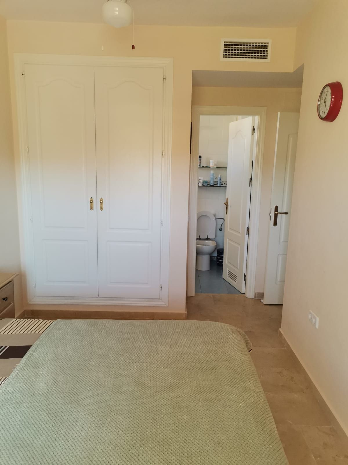 Appartement te koop in Manilva | 2 slaapkamers H5274754